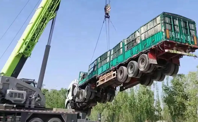 金沙道路脱困救援案例